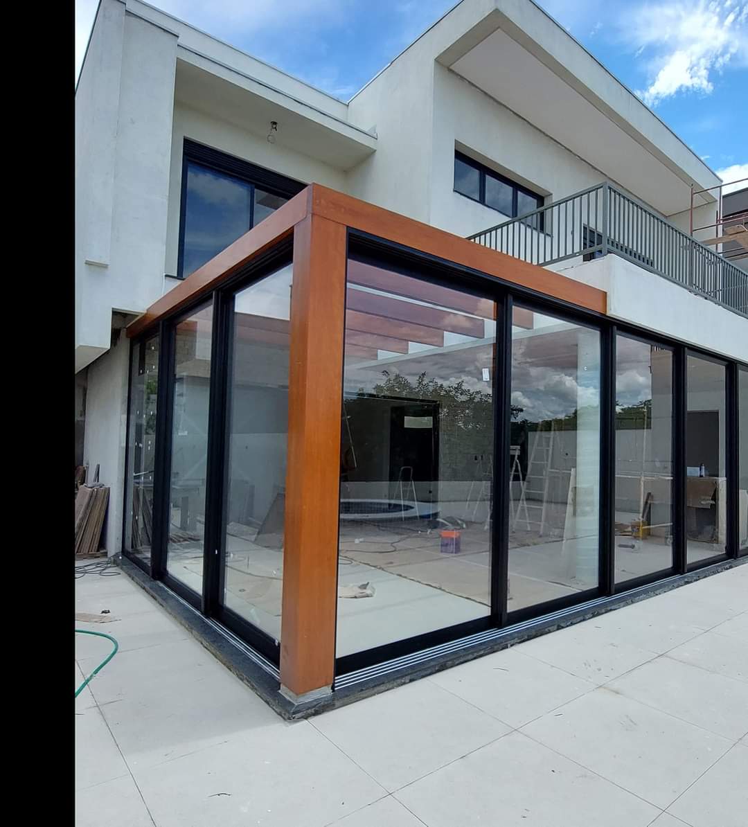 WhatsApp Image 2025-11-22 at 18.05.00