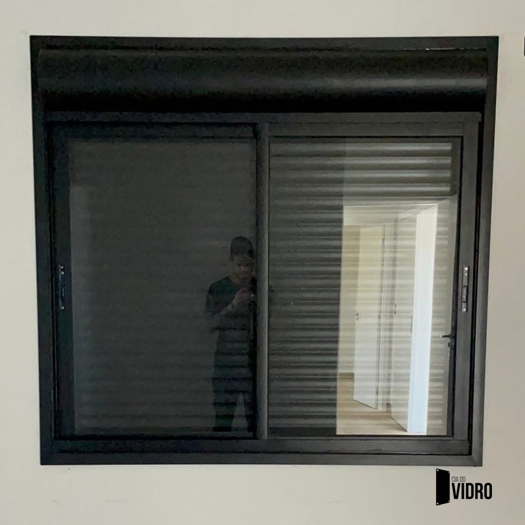 WhatsApp Image 2025-11-22 at 18.05.02 (2)